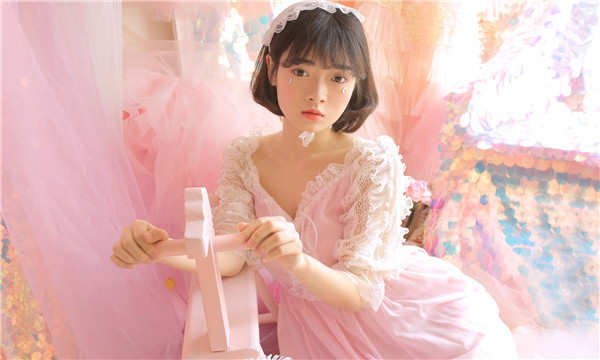 黑河供卵试管代怀生子多少钱？这一直是很多不孕不育家庭关注的话题。在中国，不孕不育的发生率越来越高，根据《中国不孕不育现状调研报告》显示，育龄夫妇的不孕不育率从20年前的3%增长至现在的12.5%-18.2%，患者人数高达6000万以上。在这样的背景下，许多家庭通过供卵试管来实现自己的生育梦想。那么，供卵试管代怀生子的费用到底是多少呢？